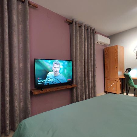 Piro'S Cozy Rooms - City Centre Korce Eksteriør bilde