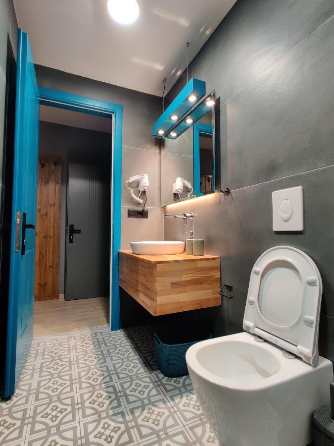 Piro'S Cozy Rooms - City Centre Korce Eksteriør bilde