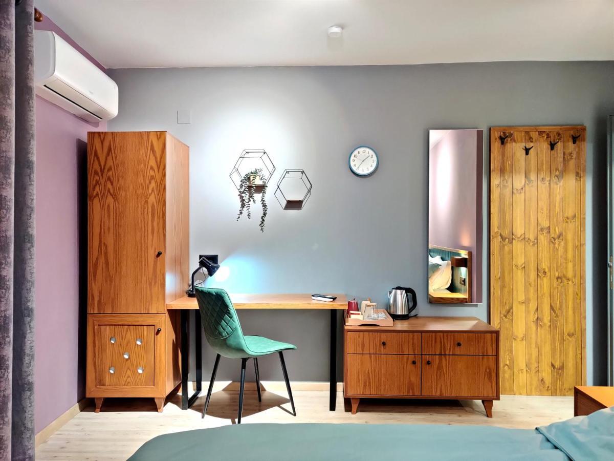 Piro'S Cozy Rooms - City Centre Korce Eksteriør bilde