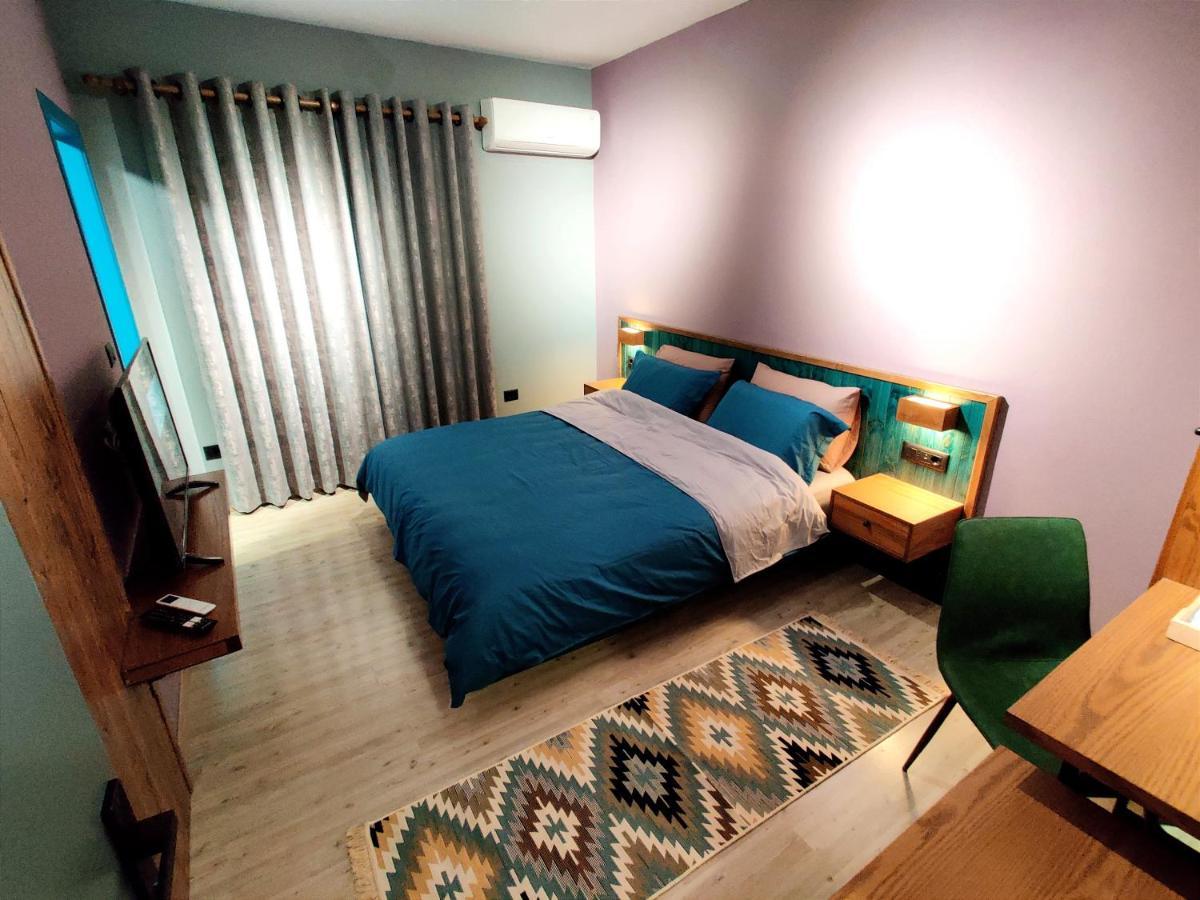 Piro'S Cozy Rooms - City Centre Korce Eksteriør bilde